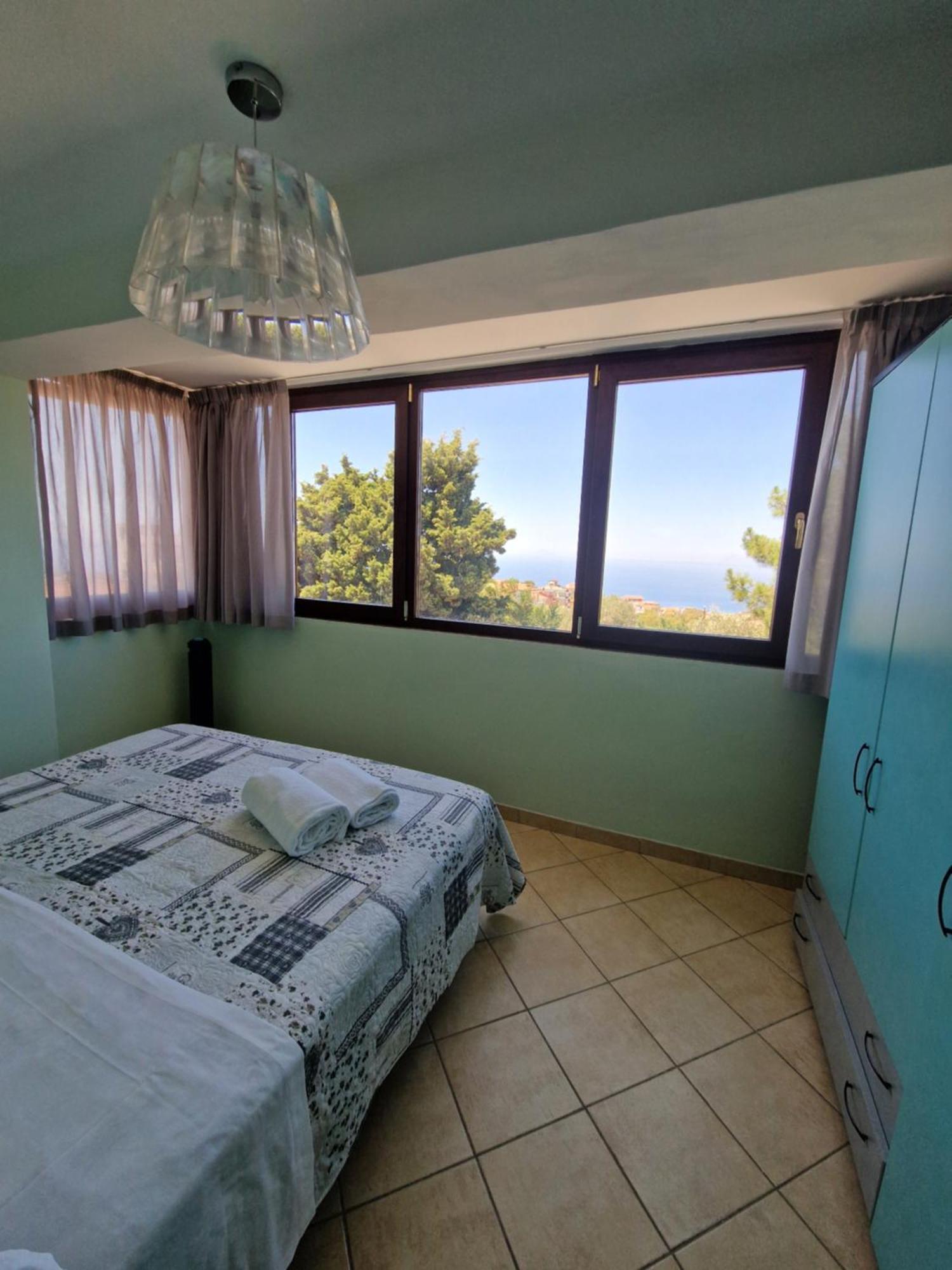 Franci E Aurora House Villa Capo dʼOrlando Екстериор снимка